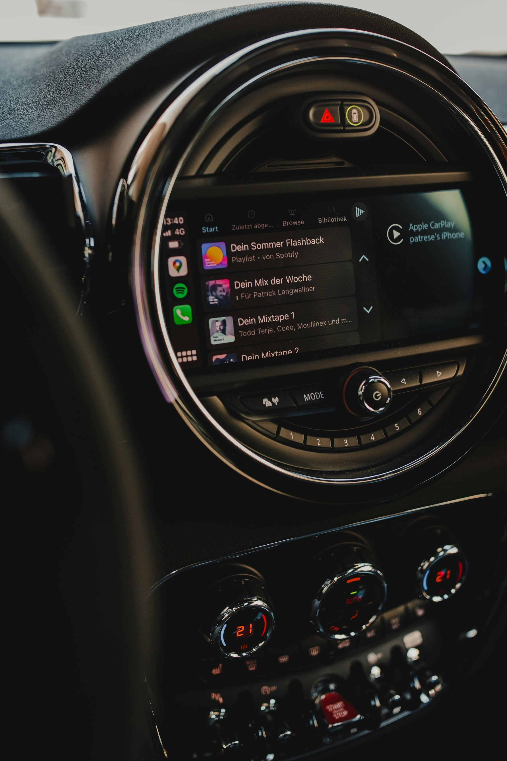 Hoe Apple AirPlay en Android Screen Mirroring je auto veranderen in een compleet infotainment systeem